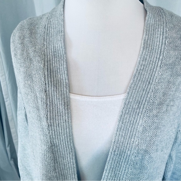 Gap cardigan sweater, gray knit, size small 100% cotton - Picture 3 of 9